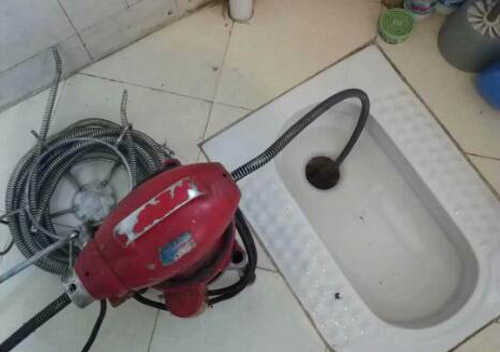 西青管道疏通,厕所马桶下水道疏通联系电话多少？